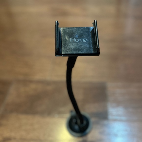 iHome Cell Phone Mount Car Cradle - Black - Picture 4 of 5